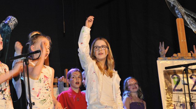 Schooltoneel (vrijdag  1 april 2016)